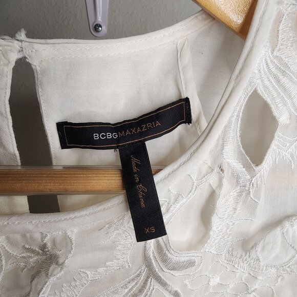 BCBG MAXAZRIA WOMEN'S SIZE SMALL SLEEVELESS WHITE COTTON COCKTAIL DRESS - Picture 2 of 6